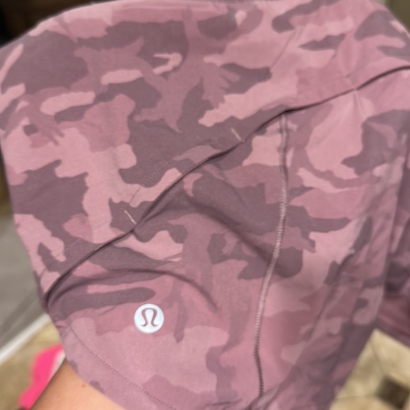 NWOT speed shorts 6 Tall Pink purple camo Lululmeon - Picture 2 of 4